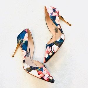 { Louise Et Cie } •• Hermosa floral pump ••